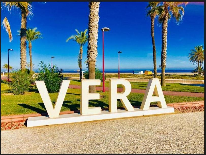 Apartamento Primera Linea De Playa Las Marinas Vera Ngoại thất bức ảnh